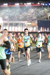 BIB: 0575, 22020, 20171
                            <button type="button" onclick="openModal(19604460)" class="btn btn-primary btn-sm float-right btn-popup" data-toggle="modal" data-target=".modal-high-quality">
                        <i class="fas fa-shopping-cart"></i> Add to Cart
                    </button>
                                            <button type="button" onclick="isThisMe(19604460, true)" class="btn btn-success btn-sm float-right btn-popup btn-isme hidden" data-toggle="tooltip" data-placement="bottom" title="นี่คือรูปของคุณใช่ไหม คลิกที่นี่เพื่อเอาเข้าอัลบั้ม">
                        <i class="fas fa-plus"></i> Add to album
                    </button>
                    <button type="button" onclick="isThisMe(19604460, false)" class="btn btn-warning btn-sm float-right btn-popup btn-isnotme hidden">
                        <i class="fas fa-ban"></i> Remove from album
                    </button>